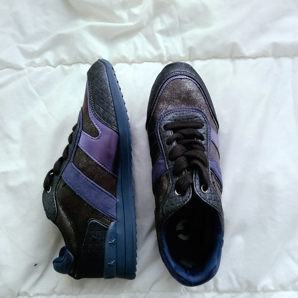 Guess Fax 2 Women Sneakers